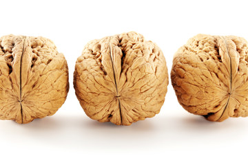 walnuts 