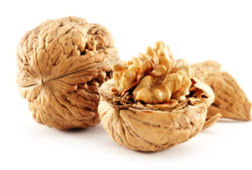 walnuts 