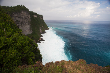 Obraz premium view to the ocean from a cliff