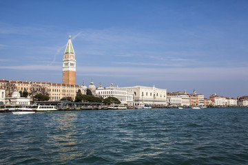 Fototapeta na wymiar sea view Piazza San Marco with Campanile and Doge Palace