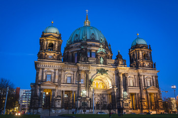 Fototapeta na wymiar Evening view of Berlin Cathedral (Berliner Dom), Berlin, Germany
