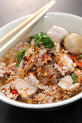 Thai spicies noodle with pork
