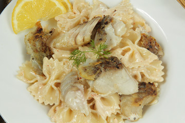 filet de lieu et farfalles 18032016