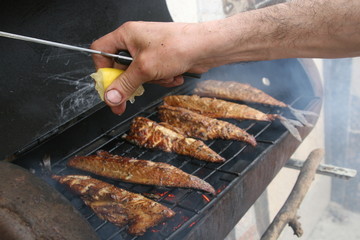 макрель на гриле