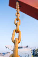 Naklejka premium Chain in marina closeup picture