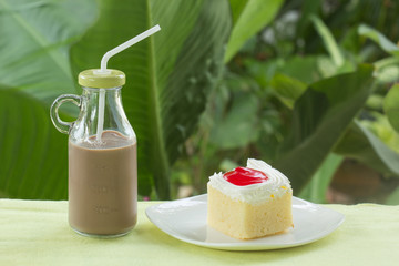 cake Strawberry and Chocolte milk