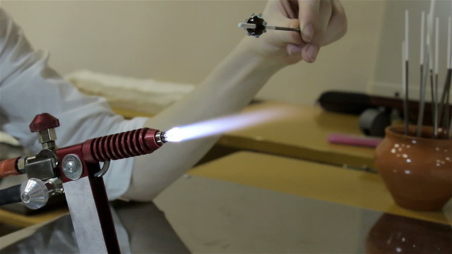 Glass bead in workshop, fourteenth video