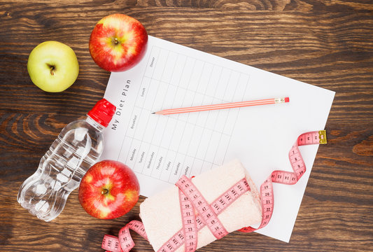 Diet plan, apples and bottle