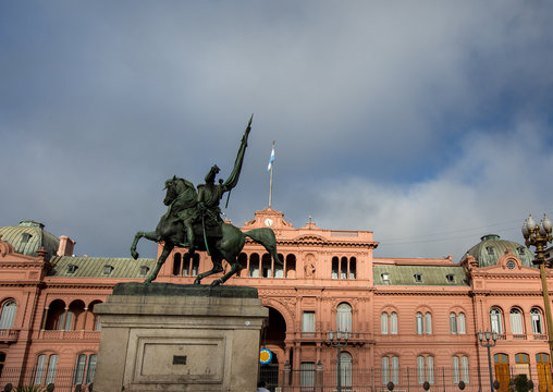  General Manuel Belgrano statue