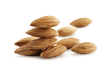 almond 