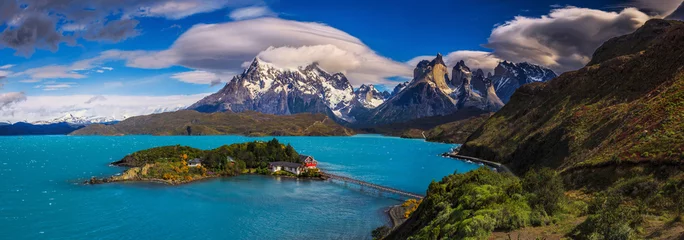 Fotobehang Cuernos del Paine Rond Chileens Patagonië