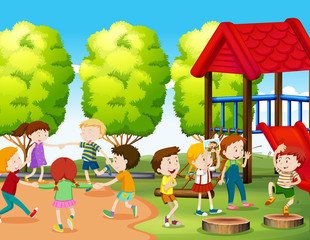 Obraz na płótnie Canvas Children having fun in the park