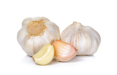 Obraz na płótnie Canvas Garlic isolated on the white background