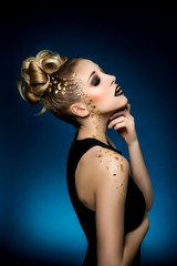 Ombre lips glamour make-up (Verena Narnhofer - Modelpage)