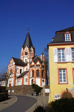 katholische Pfarrkirche Sankt Peter und Zehnthof