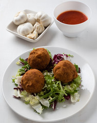 macaroni and cheese balls