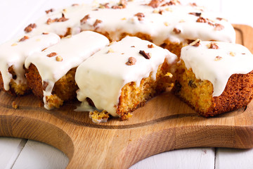 Carrot and walnut tray bake