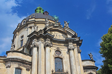 Fototapeta na wymiar Dominican Cathedral in Lviv, Ukraine