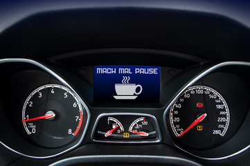 Cockpit mit Mach mal Pause, Müdigkeitswarner, Müdigkeit, Warnung