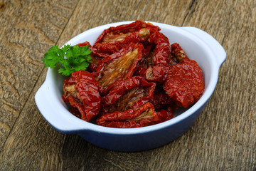 Dried tomatoes