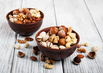 different types of nuts