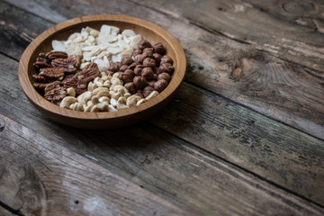 mix of 4 different nuts