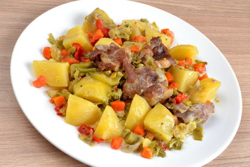 zapiekanka warzywna z karkówką