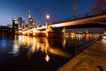 Fototapeta premium Frankfurt am Main at night, Germany