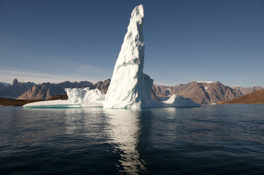 Icebergs - Scoresby Sound - Greenland