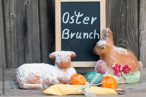 &amp;quot;Einladung zum Osterbrunch mit Kuchen als Osterhase und Lamm ...