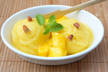 Homemade mango ice cream
