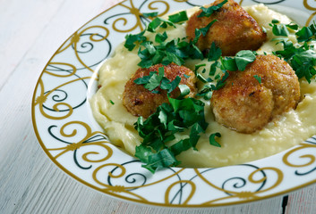 Turkish meatballs with sauce