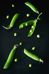 Fresh green peas