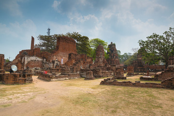 Fototapeta premium Beautiful ancient site in Wat Maha That Ayutthaya as a world heritage site, Thailand
