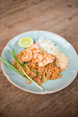 Pad Thai chicken.