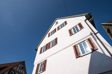Fototapeta na wymiar Fassade alte Gemeindehaus in Remshalden Geradstetten