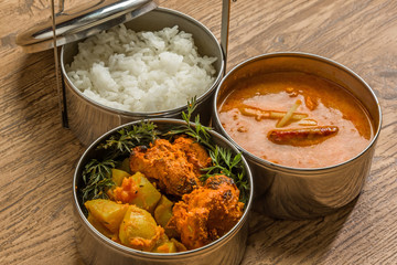 インドのカレー弁当セット　Indian curry lunch