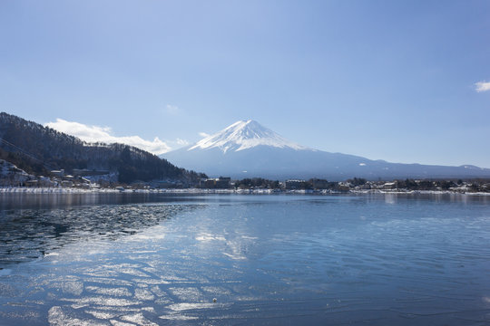 Mount fuji at kawaguchiko lake