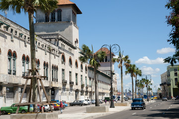 Fototapeta premium Customs Building - Havana - Cuba