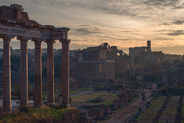 Obraz premium Rome, Italy: Temple of Saturn in Roman Forum