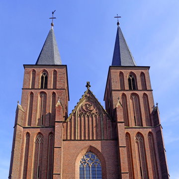 Kath. Pfarrkirche St. Mari&auml; Himmelfahrt in KLEVE