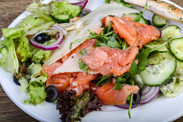 Salmon salad