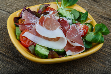 Prosciutto salad