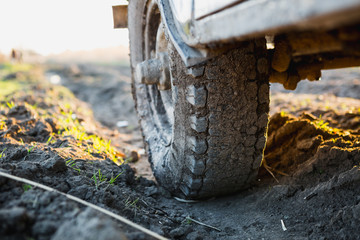 SUV off-road dirt, car bottom, bottom view © scharfsinn86