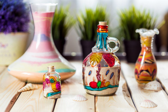 Decorative Glass Bottles with Colored Sand Inside and Shapes of Desert and Camels