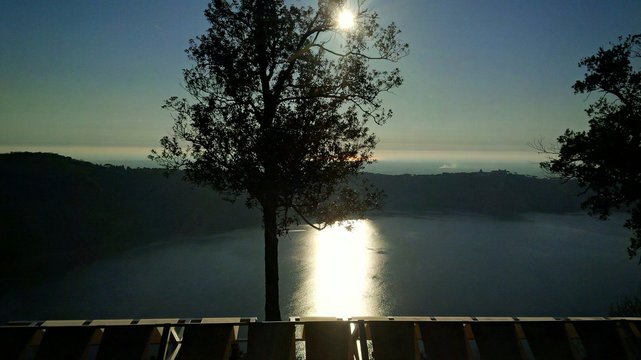 lago all 'imbrunire