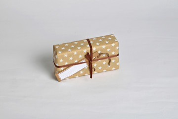 Kleines Päckchen Weiße Sterne, perspektivisch