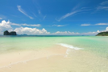  the paradise island in trang thailand