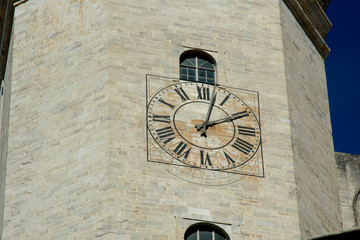 Gérone, espagne, l'horloge de la cathédrale