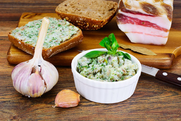 Salo, Pork with Garlic, Dill and Multi Grain Bread